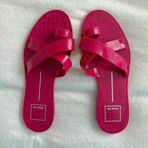 Dolce Vita jelly sandals in fuchsia pink 6.5